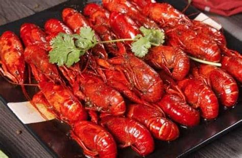  ¿Te atreves a probar el delicioso sabor picante y crujiente del Zhuzhou Spicy Crayfish?