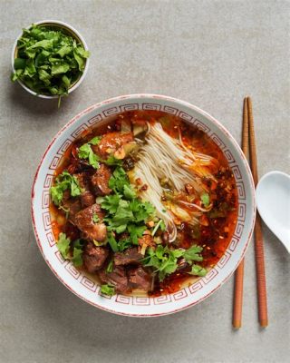  ¿Sabías que la sopa de fideos shui xiang mian combina la riqueza de los caldos tradicionales chinos con la textura irresistible de los fideos caseros?